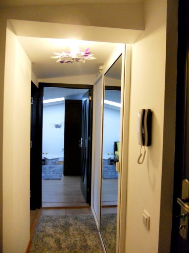 inchiriere apartament decomandat, zona Centru, orasul Constanta, suprafata utila 70 mp
