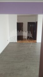 vanzare apartament decomandat, zona Mamaia Nord, orasul Constanta, suprafata utila 80 mp
