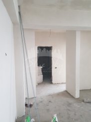 vanzare apartament decomandat, zona Mamaia Nord, orasul Constanta, suprafata utila 67 mp