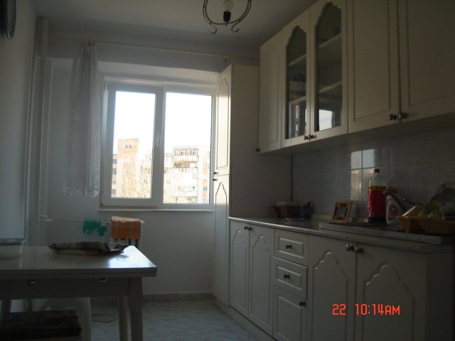 inchiriere apartament cu 2 camere, decomandata, in zona Boema, orasul Constanta