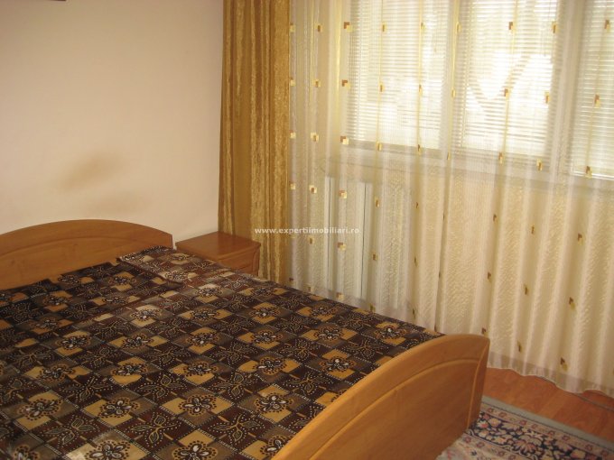 Apartament cu 2 camere de vanzare, confort Lux, zona Anda,  Constanta