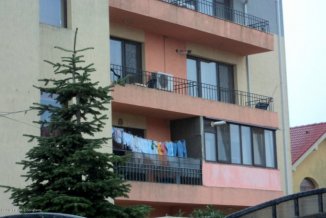 vanzare apartament cu 3 camere, decomandat, in zona Primo, orasul Constanta