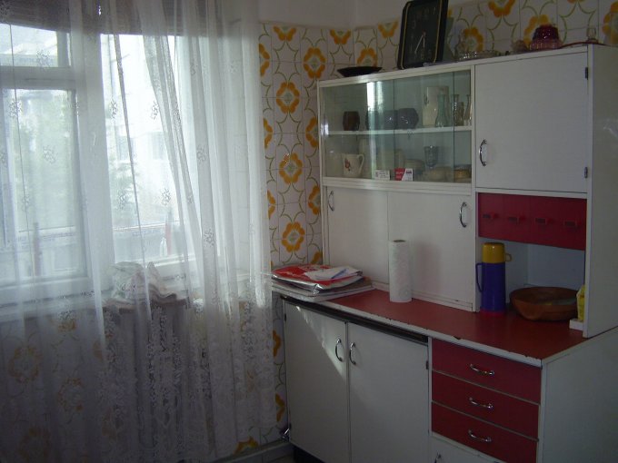 vanzare apartament cu 3 camere, decomandat, in zona Anda, orasul Constanta