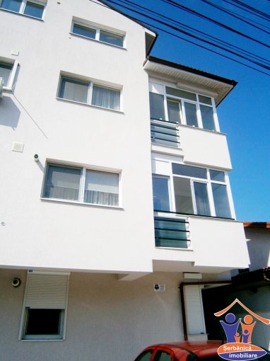 Apartament cu 3 camere de vanzare, confort 1, zona City Park Mall,  Constanta