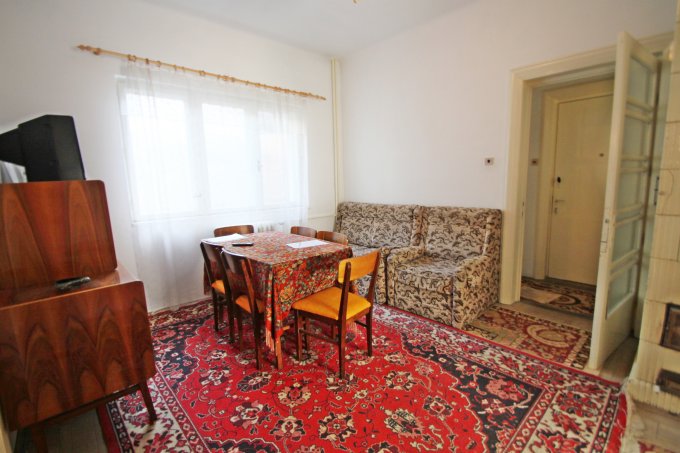 Apartament cu 3 camere de vanzare, confort 1, zona Ultracentral,  Constanta