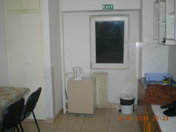 agentie imobiliara inchiriez apartament decomandata, in zona Gara, orasul Constanta