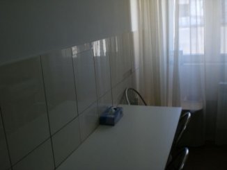 vanzare apartament cu 3 camere, semidecomandata, in zona Tomis Nord, orasul Constanta