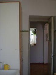 vanzare apartament cu 3 camere, semidecomandat, in zona Tomis Nord, orasul Constanta