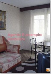 vanzare apartament cu 3 camere, semidecomandat, in zona Groapa, orasul Constanta