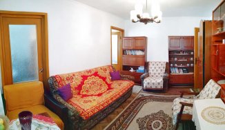 vanzare apartament cu 3 camere, semidecomandat, in zona Intim, orasul Constanta