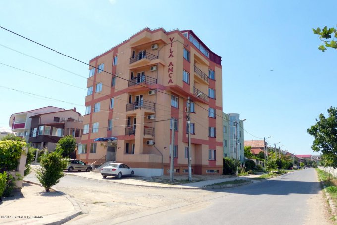 Apartament cu 3 camere de vanzare, confort Lux, zona Rezidentiala - malul lacului,  Ovidiu Constanta
