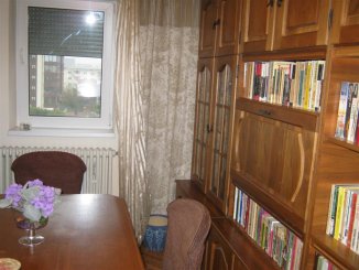  Constanta, zona Dacia, apartament cu 3 camere de inchiriat, Mobilat clasic