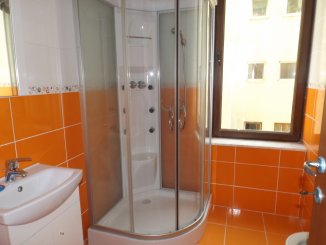 Apartament cu 3 camere de inchiriat, confort Lux, zona Ultracentral,  Constanta