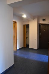 agentie imobiliara inchiriez apartament decomandat, in zona Delfinariu, orasul Constanta