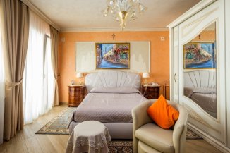 vanzare apartament cu 3 camere, decomandat, in zona Statiunea Mamaia, orasul Constanta