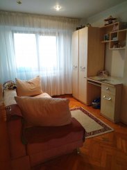 Apartament cu 3 camere de vanzare, confort Lux, zona Victoria,  Constanta
