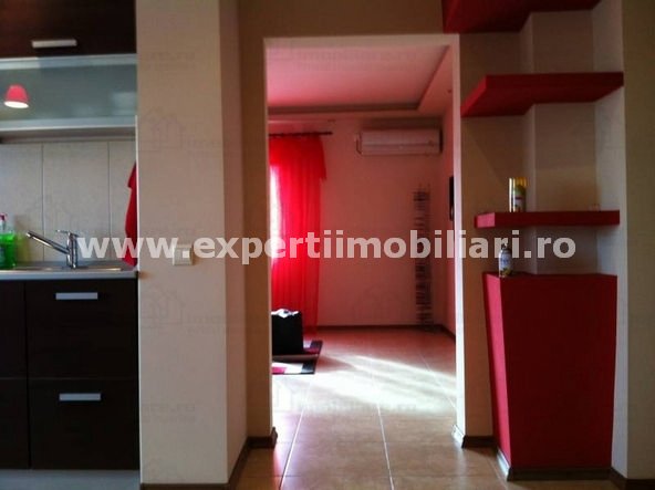 Apartament cu 3 camere de vanzare, confort Lux, zona Inel 2,  Constanta