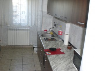 inchiriere apartament cu 4 camere, decomandat, in zona Soleta, orasul Constanta