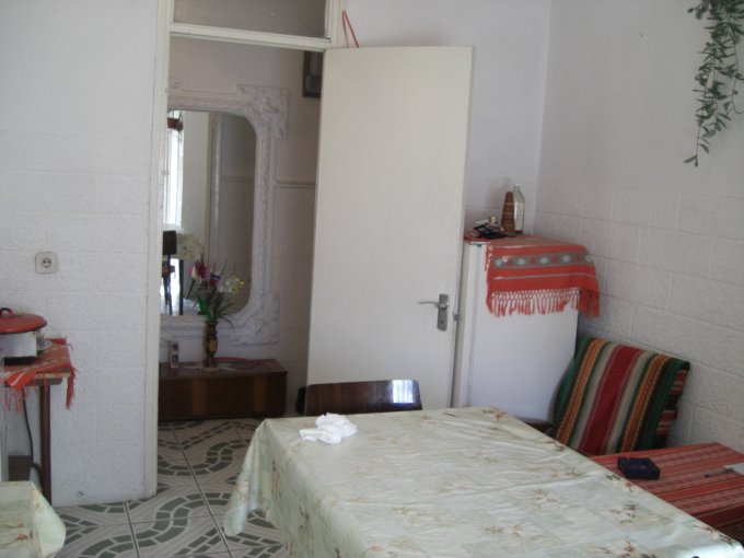 Apartament cu 4 camere de vanzare, confort Lux, zona CET,  Constanta