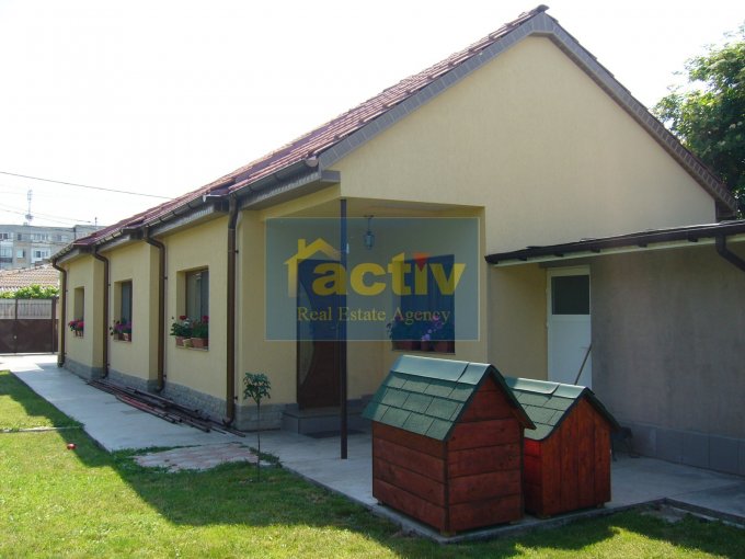 vanzare casa de la agentie imobiliara, cu 3 camere, in zona Coiciu, orasul Constanta