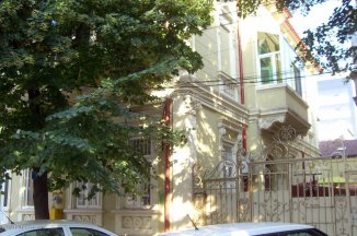 vanzare casa de la agentie imobiliara, cu 5 camere, in zona Centru, orasul Constanta