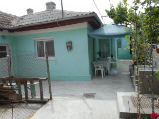 Constanta Techirghiol, zona Centru, casa cu 5 camere de vanzare de la agentie imobiliara
