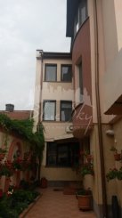  Constanta, zona Centru, casa cu 5 camere de vanzare de la agentie imobiliara