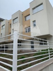  Constanta, zona Tomis Plus, casa cu 7 camere de vanzare de la agentie imobiliara