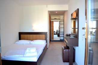 Mini hotel de vanzare cu 1 etaj 13 camere, Eforie Sud  Constanta