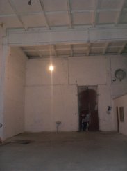 Spatiu industrial de inchiriat cu 2 incaperi, 217 metri patrati utili, in Interioara  Constanta 