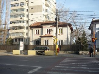 Constanta, zona Centru, vila cu 7 camere de vanzare de la agentie imobiliara