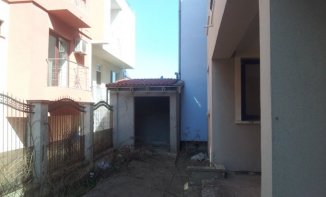  Constanta, zona Faleza Nord, vila cu 4 camere de vanzare de la agentie imobiliara