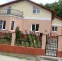 proprietar vand Casa cu 6 camere, comuna Razvad