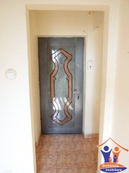Apartament cu 3 camere de vanzare, confort 3, zona Rovinari,  Targu Mures Mures