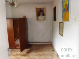 vanzare apartament cu 2 camere, decomandat, in zona Cezar Petrescu, orasul Busteni