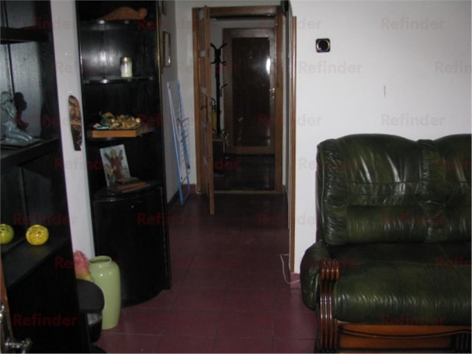 agentie imobiliara inchiriez apartament decomandat, in zona Malu Rosu, orasul Ploiesti