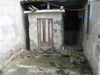 Casa de vanzare cu 4 camere, in zona Malu Rosu, Ploiesti Prahova
