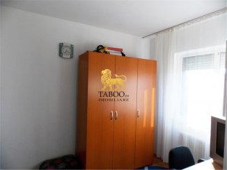 vanzare apartament cu 2 camere, semidecomandat, in zona Vasile Aaron, orasul Sibiu