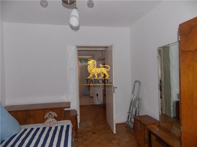 inchiriere apartament cu 2 camere, semidecomandat, in zona Cedonia, orasul Sibiu