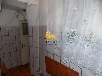 agentie imobiliara vand apartament decomandat, in zona Calea Poplacii, orasul Sibiu