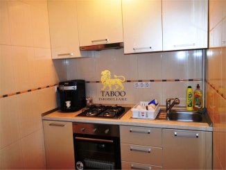 agentie imobiliara vand apartament decomandat, in zona Terezian, orasul Sibiu