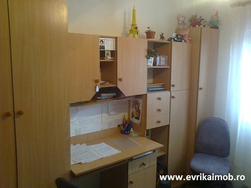 vanzare apartament cu 2 camere, semidecomandat, in zona Vasile Aron, orasul Sibiu