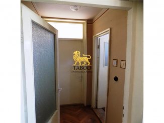 inchiriere apartament cu 2 camere, semidecomandat, orasul Sibiu
