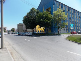 agentie imobiliara vand apartament semidecomandat, in zona Vasile Aaron, orasul Sibiu