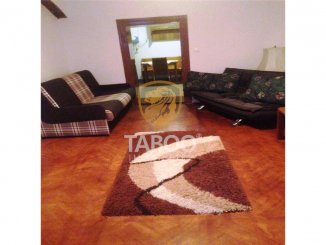 agentie imobiliara vand apartament decomandat, in zona Orasul de Jos, orasul Sibiu