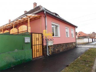 agentie imobiliara vand apartament decomandat, in zona Piata Cluj, orasul Sibiu