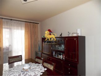 Apartament cu 3 camere de vanzare, confort 1, zona Terezian,  Sibiu
