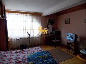 vanzare apartament cu 3 camere, decomandat, in zona Strand, orasul Sibiu