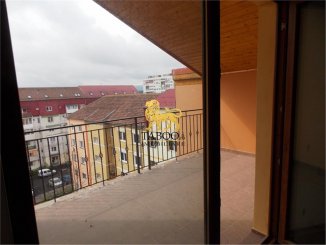 Apartament cu 3 camere de vanzare, confort 1, Sibiu