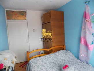 vanzare apartament cu 3 camere, decomandat, in zona Terezian, orasul Sibiu